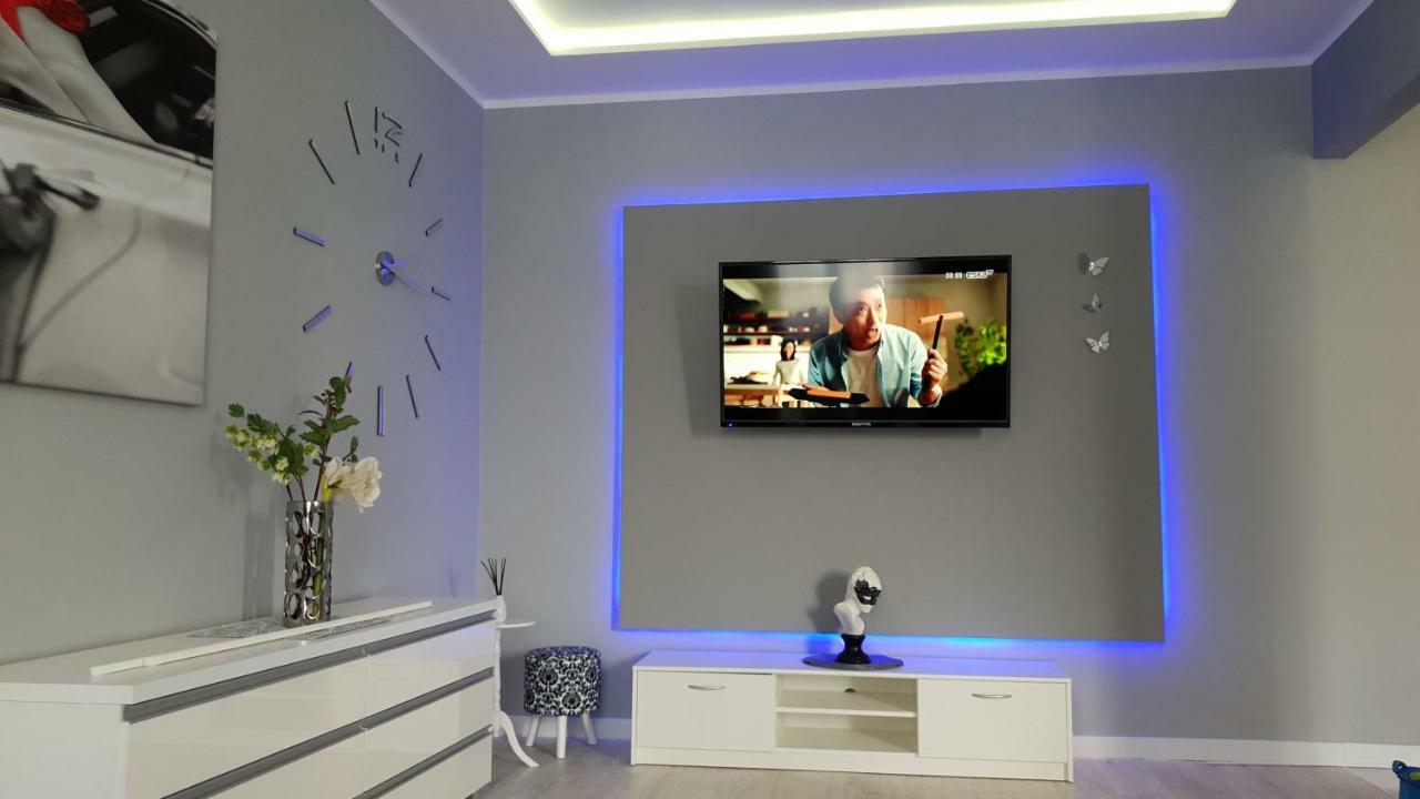 Apartamenty Sofija Deluxe Centrum 지엘로나구라 외부 사진