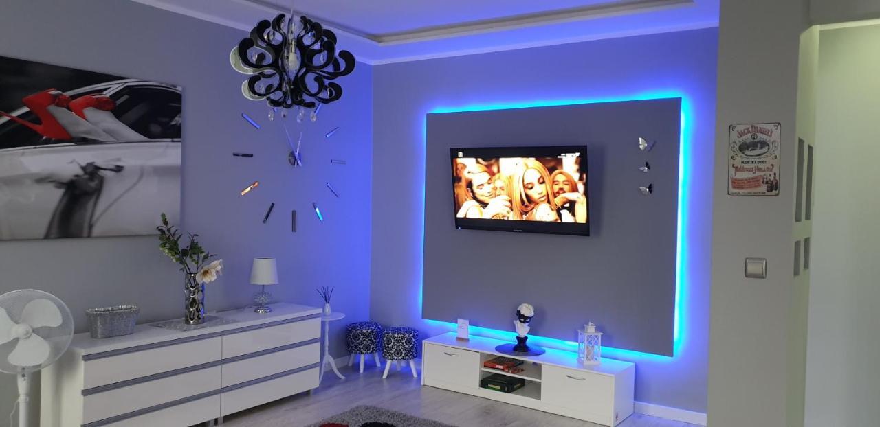Apartamenty Sofija Deluxe Centrum 지엘로나구라 외부 사진