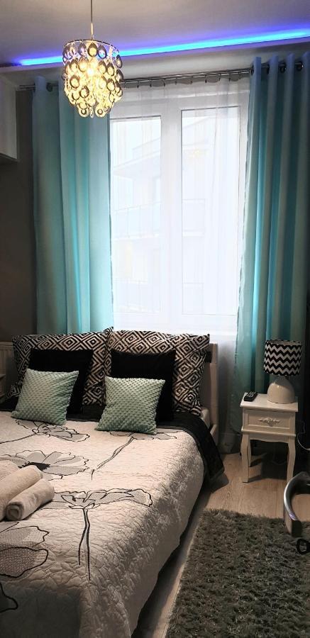 Apartamenty Sofija Deluxe Centrum 지엘로나구라 외부 사진
